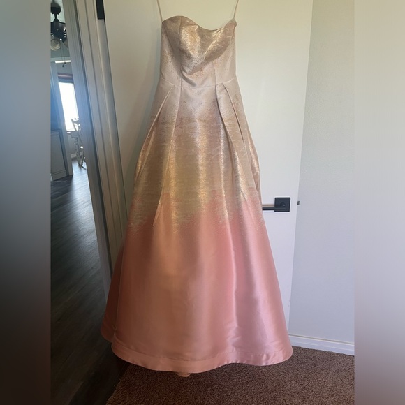 SALE🎉 Madison James Prom Dress 👗 - Picture 2 of 13